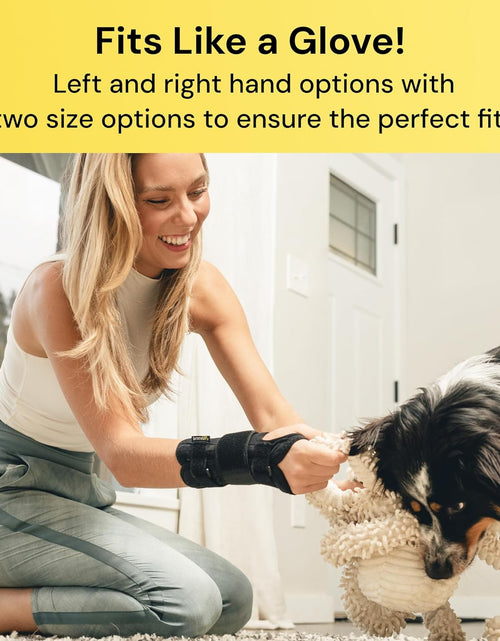 Load image into Gallery viewer, Carpal Tunnel Wrist Brace for Men and Women - Metal Wrist Splint for Hand and Wrist Support and Tendonitis Arthritis Pain Relief

