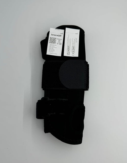 Load image into Gallery viewer, Carpal Tunnel Wrist Brace for Men and Women - Metal Wrist Splint for Hand and Wrist Support and Tendonitis Arthritis Pain Relief
